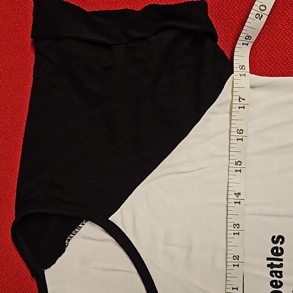 'Breakfast with the Beatles' hosted by Chris Carter short rolled sleeves Medium - Picture 4 of 7